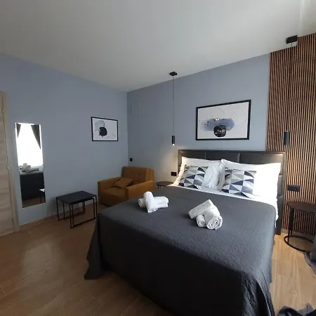 Lux 303 Apartman Zára